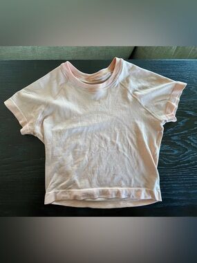 lululemon athletica peach Cropped Short Sleeve Top